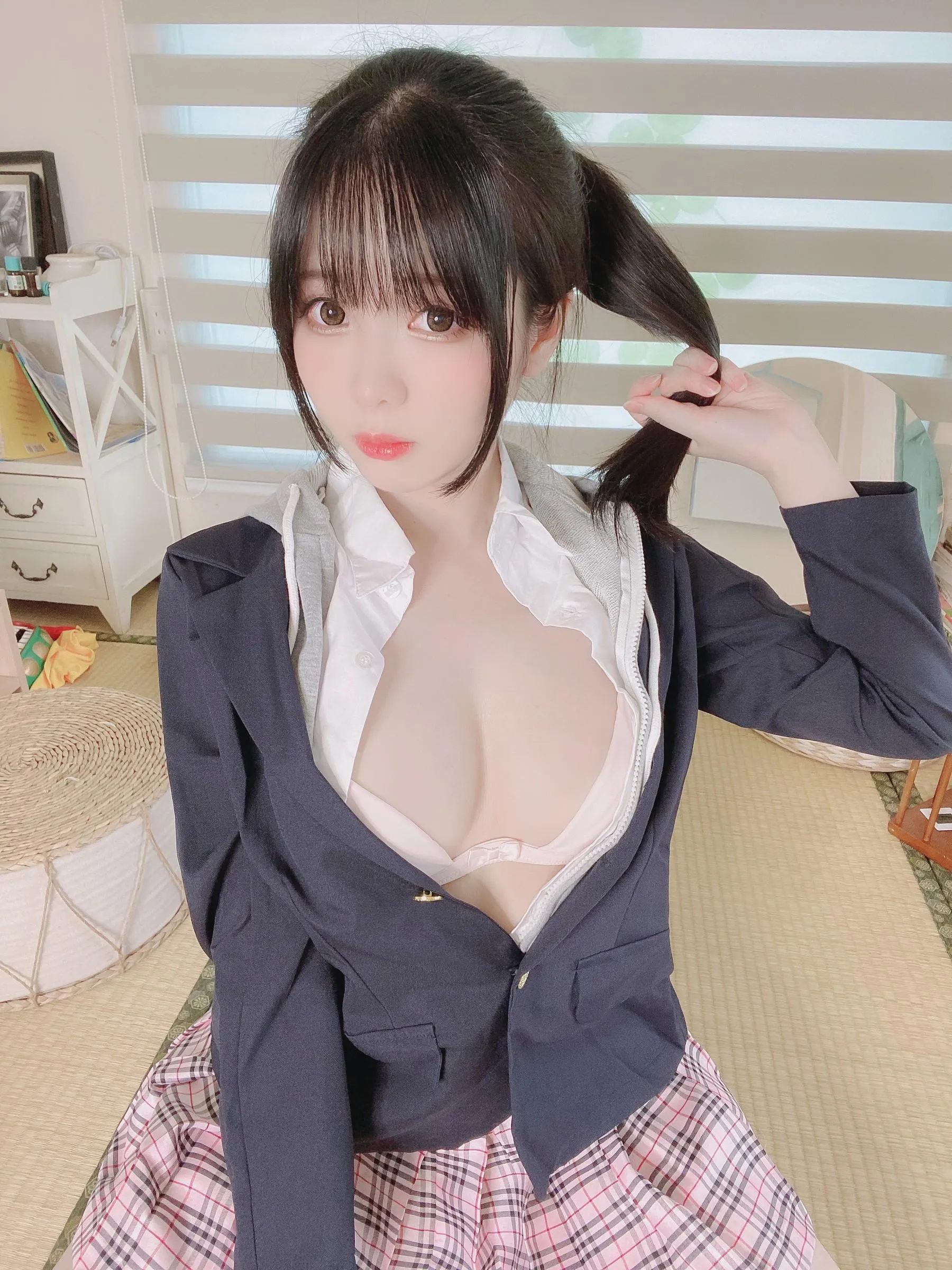 霜月shimo – NO.62 Fantia 2022年10月会员合集5期-2022-10-28 幼馴染 [23P]插图2